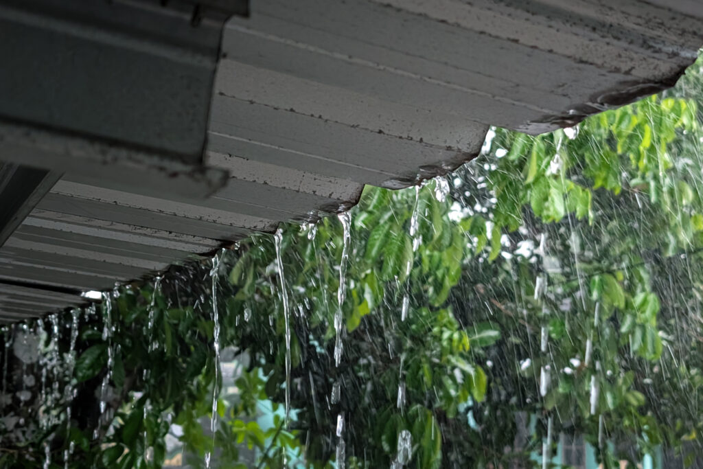 Rain falling off of gutters in Kissimmee